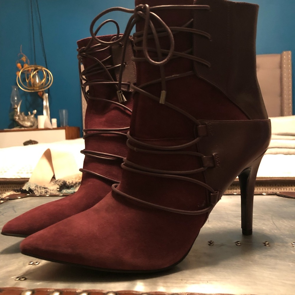 NWOT Nine West booties Sz 6.5